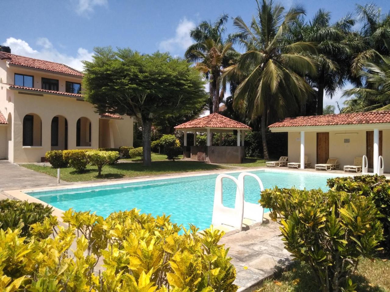 Jua Baharini Bed & Breakfast Malindi Ngoại thất bức ảnh
